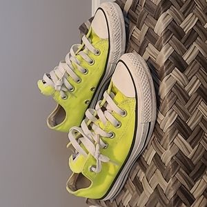 NEON CONVERSE